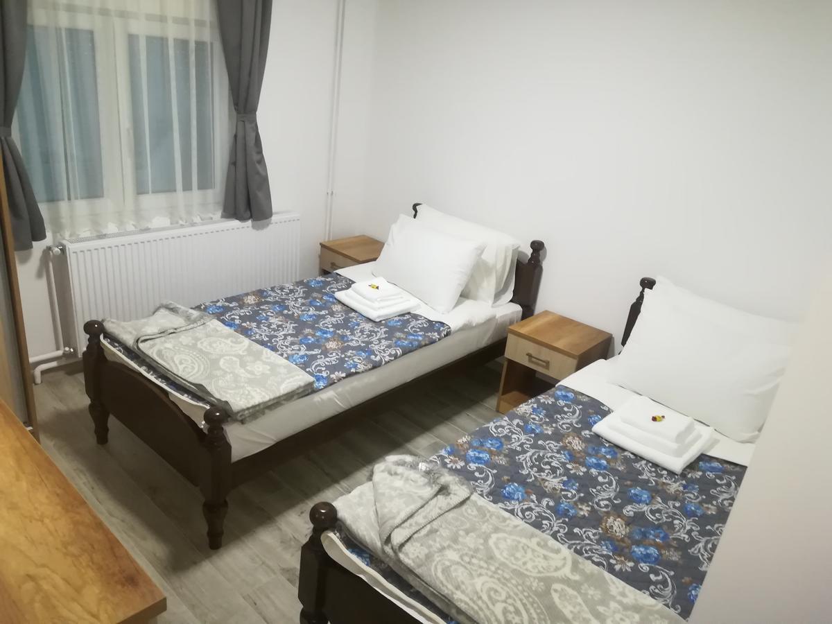 Karavan 123 Raška Esterno foto