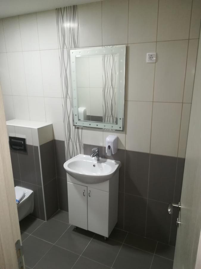 Karavan 123 Raška Esterno foto