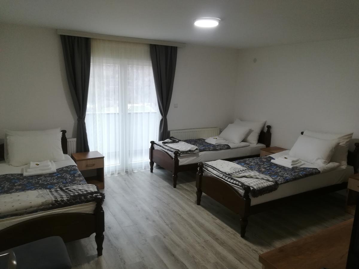 Karavan 123 Raška Esterno foto