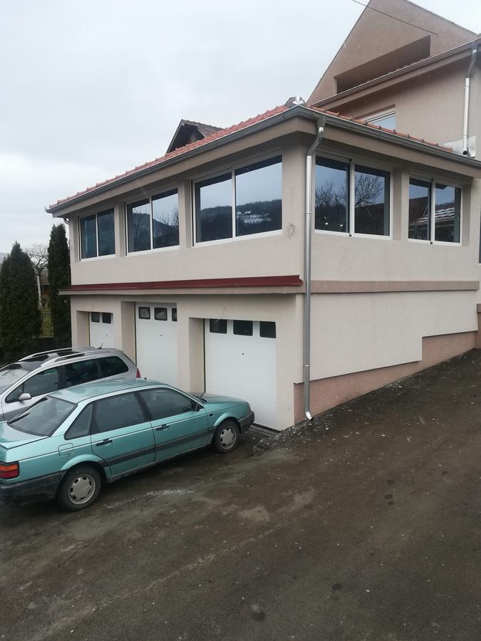 Karavan 123 Raška Esterno foto