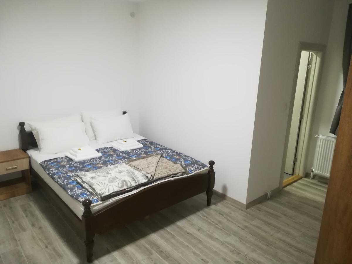Karavan 123 Raška Esterno foto